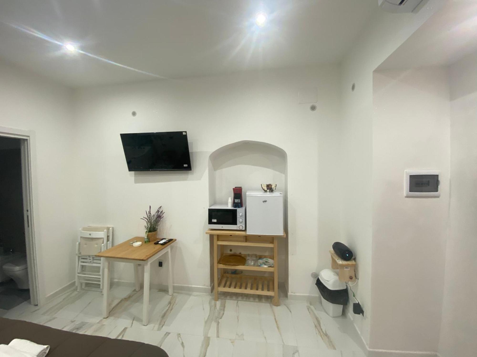 Apartment 11